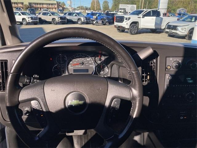 2023 Chevrolet Express Passenger 3500 LS