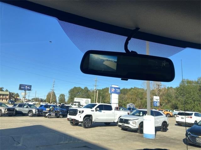 2023 Chevrolet Express Passenger 3500 LS