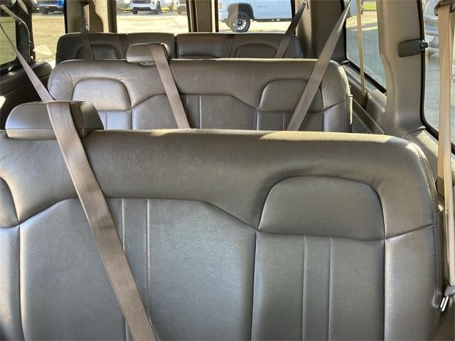 2023 Chevrolet Express Passenger 3500 LS