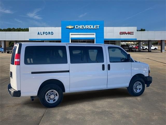 2023 Chevrolet Express Passenger 3500 LS