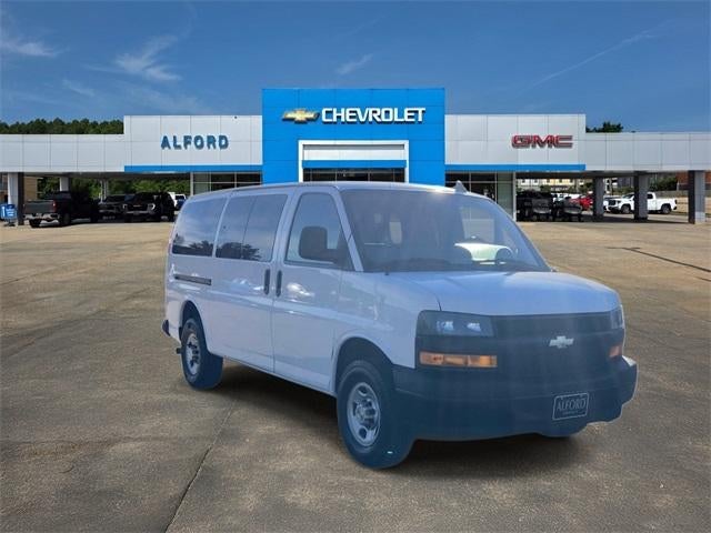 2023 Chevrolet Express Passenger 3500 LS