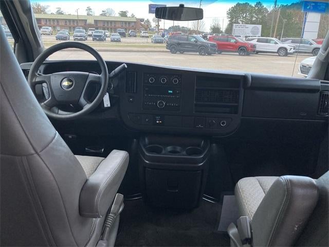 2017 Chevrolet Express Passenger 3500 LT