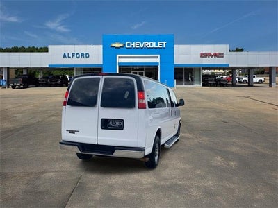 2017 Chevrolet Express Passenger 3500 LT