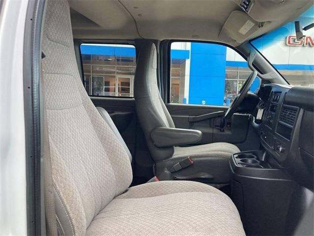 2017 Chevrolet Express Passenger 3500 LT