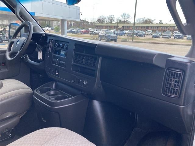 2017 Chevrolet Express Passenger 3500 LT