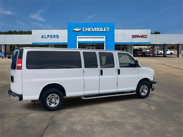 2017 Chevrolet Express Passenger 3500 LT