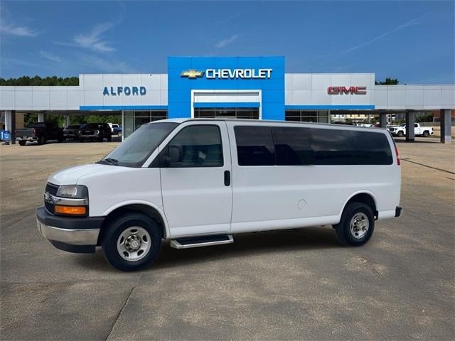 2017 Chevrolet Express Passenger 3500 LT