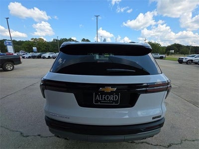 2026 Chevrolet Traverse FWD LT