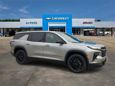 2026 Chevrolet Traverse FWD LT