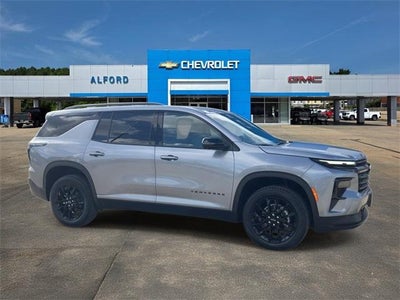 2026 Chevrolet Traverse FWD LT