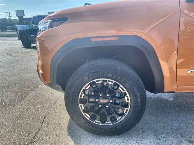 2026 GMC Canyon 4WD AT4