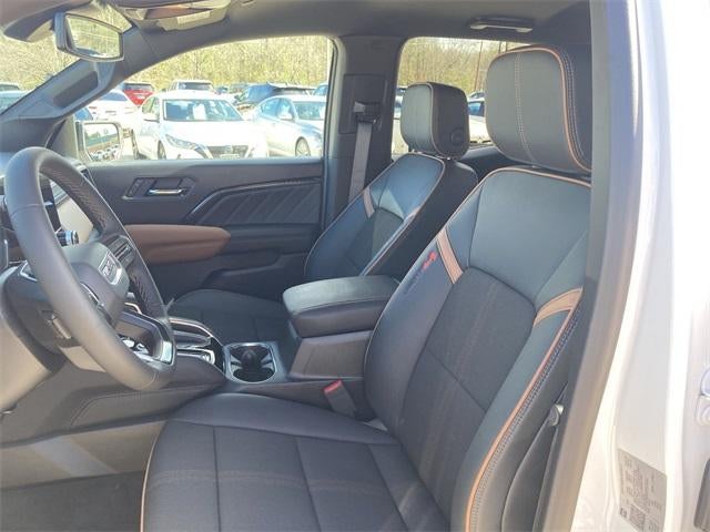 2026 GMC Canyon 4WD AT4