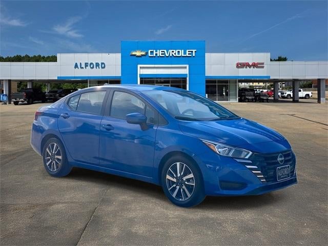 2023 Nissan Versa SV