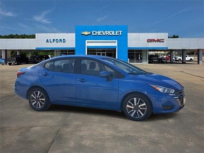 2023 Nissan Versa SV