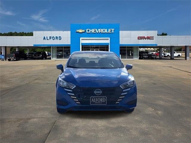 2023 Nissan Versa SV