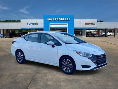 2023 Nissan Versa SV