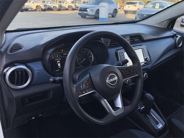 2023 Nissan Versa SV