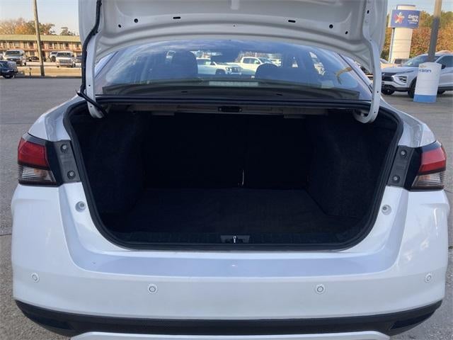 2023 Nissan Versa SV