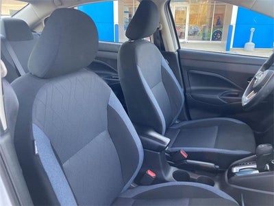 2023 Nissan Versa SV