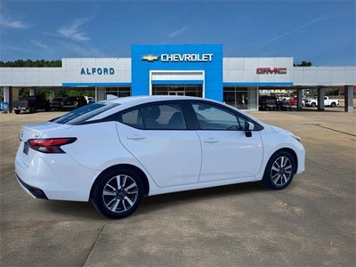 2023 Nissan Versa SV