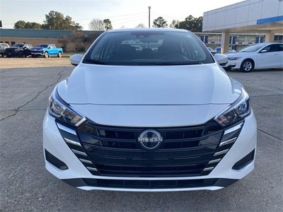 2023 Nissan Versa SV