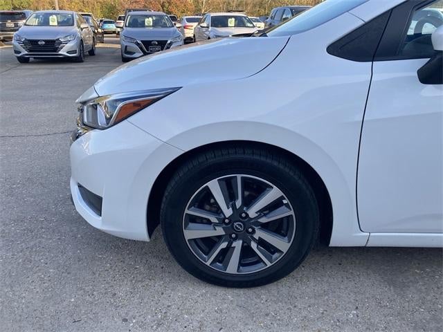 2023 Nissan Versa SV