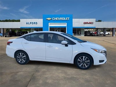 2023 Nissan Versa SV