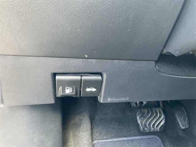 2023 Nissan Versa SV