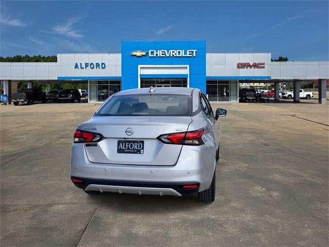 2023 Nissan Versa SV