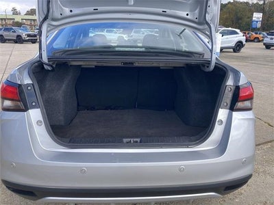 2023 Nissan Versa SV