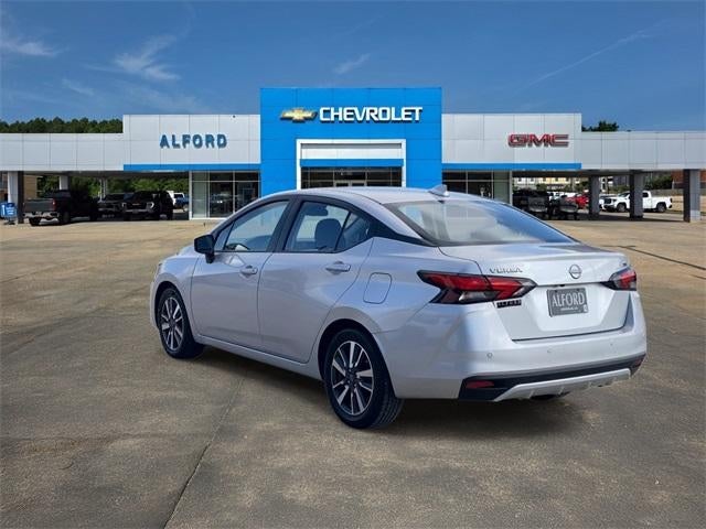 2023 Nissan Versa SV