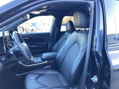 2023 Toyota Highlander XSE