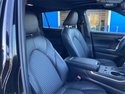 2023 Toyota Highlander XSE