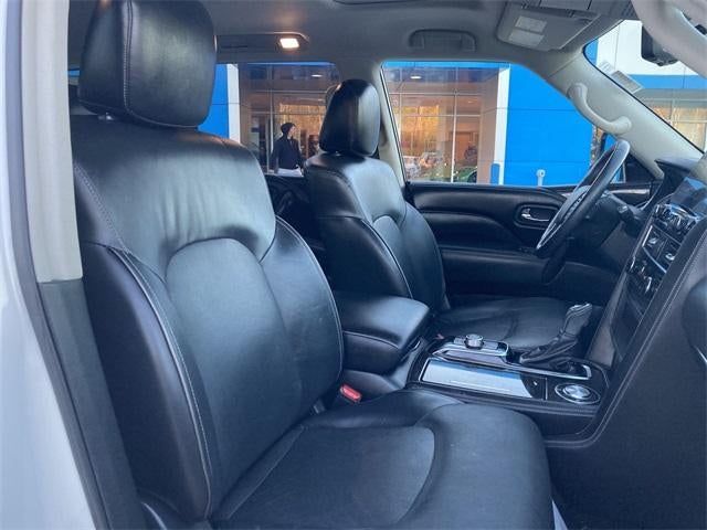 2022 INFINITI QX80 LUXE