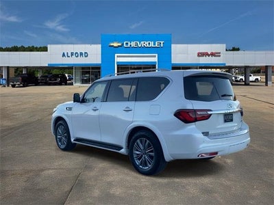 2022 INFINITI QX80 LUXE