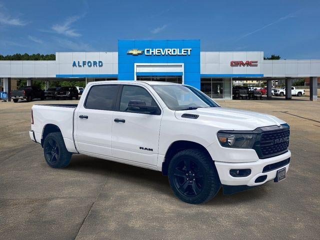 2023 RAM 1500 Big Horn/Lone Star 4x4 Crew Cab 5'7's photo