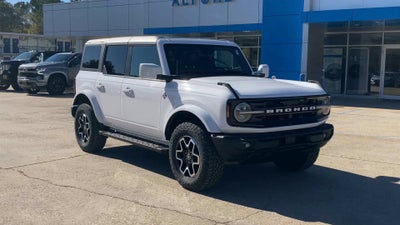 2024 Ford Bronco Outer Banks