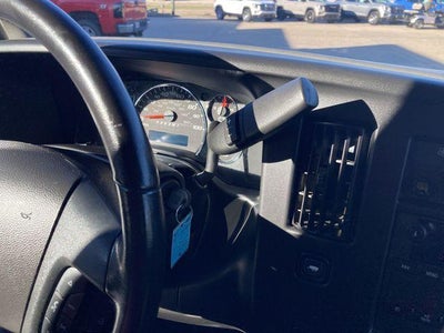 2023 Chevrolet Express Passenger 3500 1LS