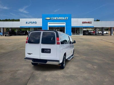 2017 Chevrolet Express Passenger 3500 LT