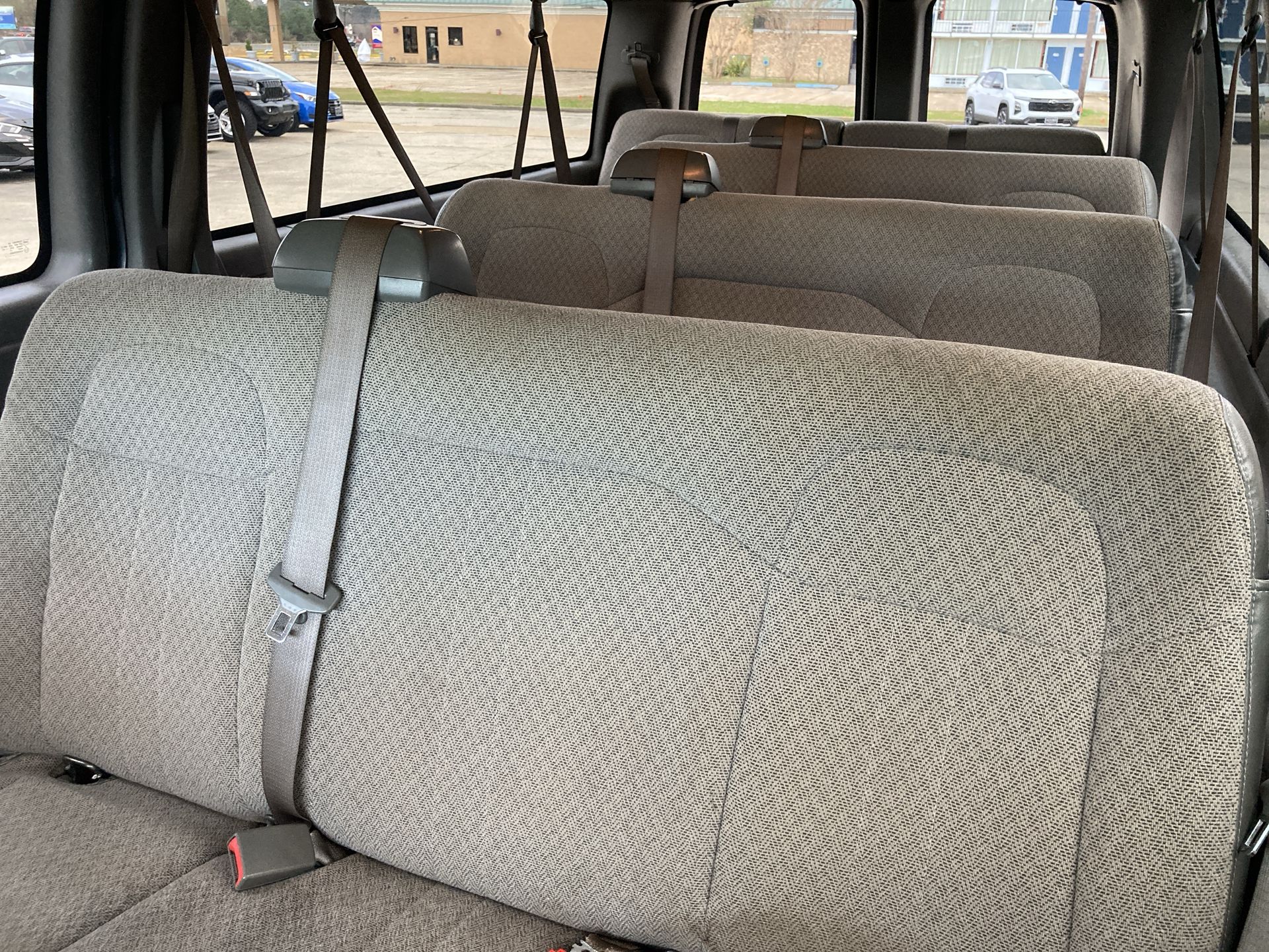 2017 Chevrolet Express Passenger 3500 LT