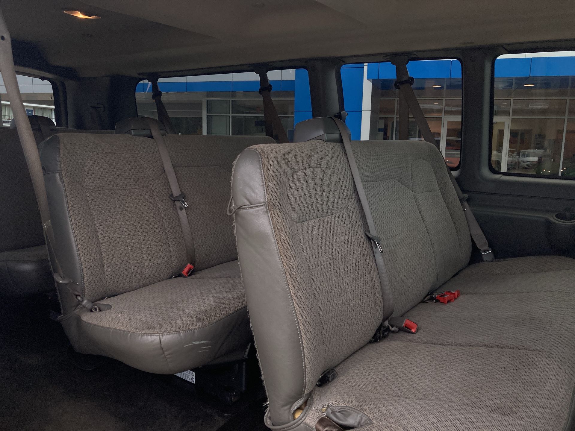 2017 Chevrolet Express Passenger 3500 LT