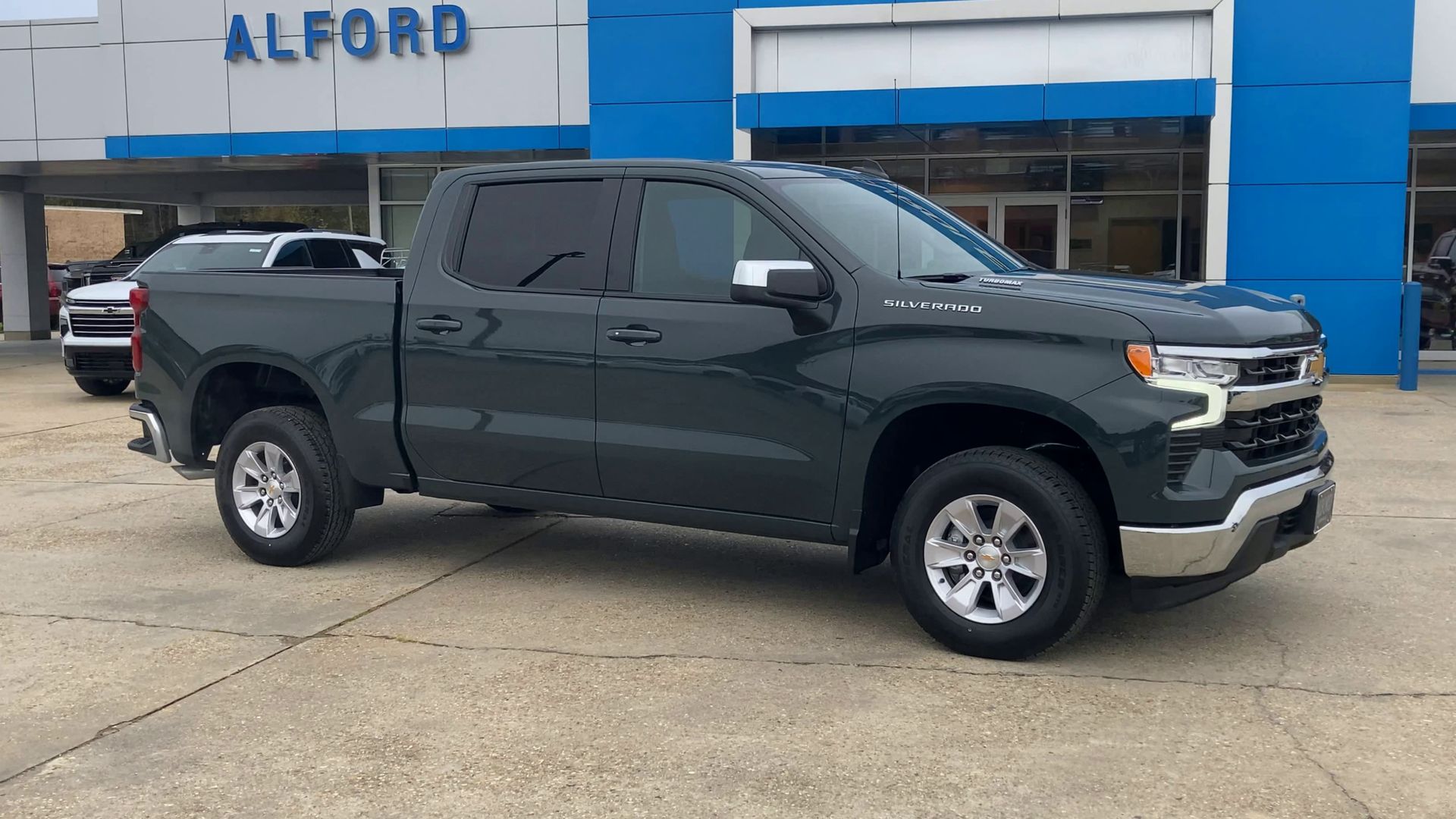 2026 Chevrolet Silverado 1500 LT