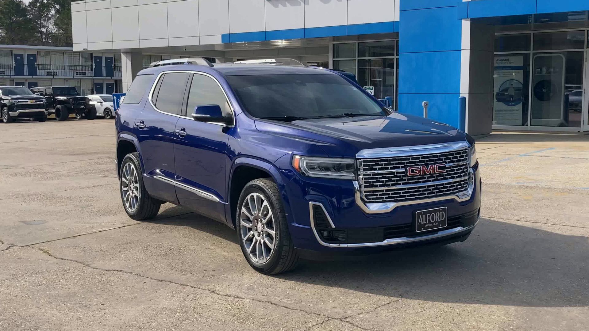 2023 GMC Acadia Denali