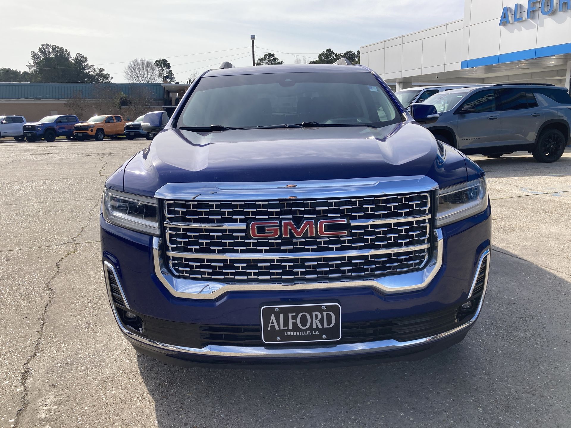 2023 GMC Acadia Denali