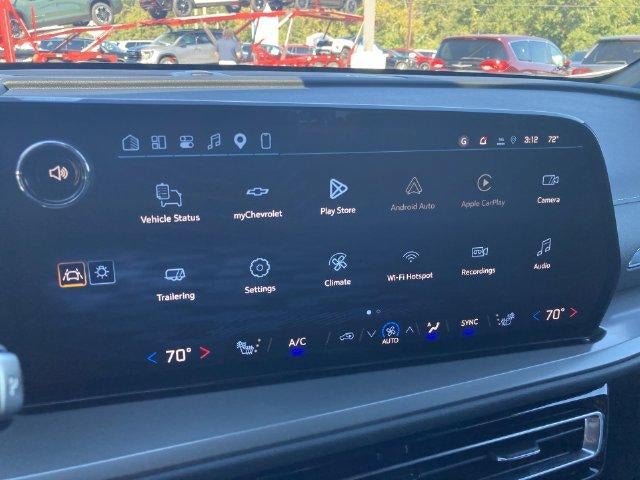 2027 Chevrolet Traverse LT - Photo 13