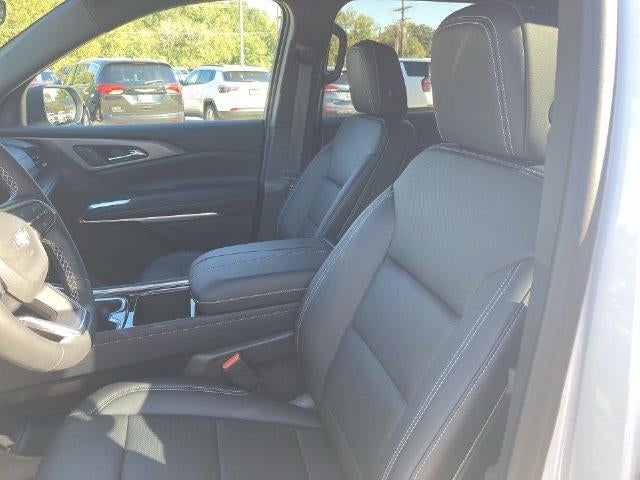 2027 Chevrolet Traverse LT - Photo 19