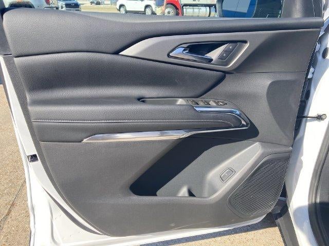 2027 Chevrolet Traverse LT - Photo 22
