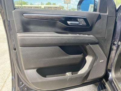 2025 Chevrolet Suburban Premier