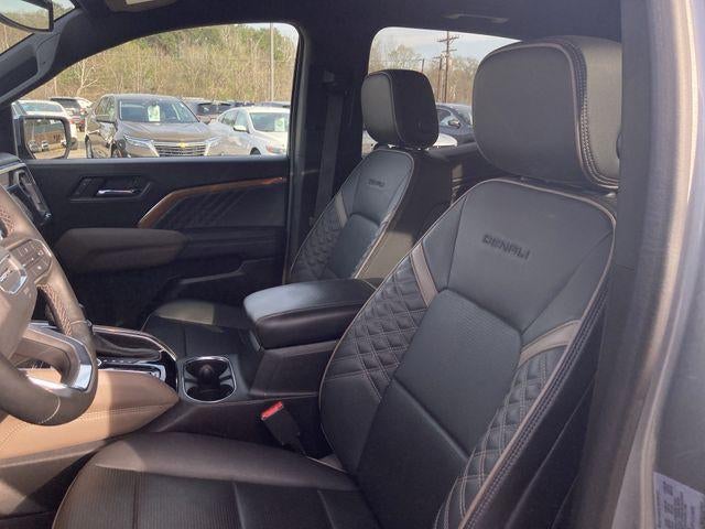 2023 GMC Canyon Denali