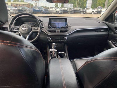 2025 Nissan Altima SR
